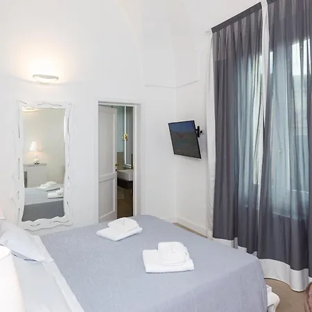 Bed and Breakfast Palazzo Marini Di Charme 3*